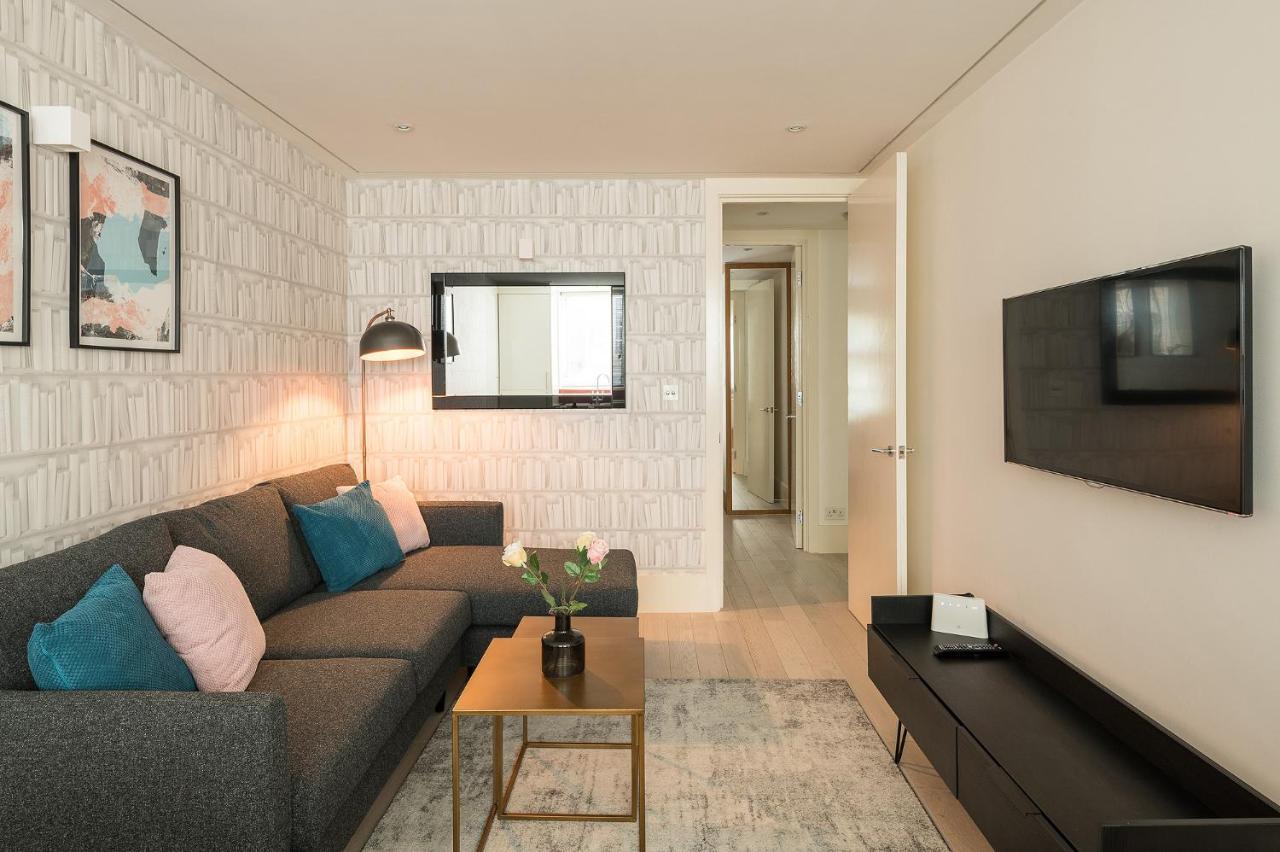 Fitzrovia - Charlotte Street By Viridian Apartments London Bagian luar foto