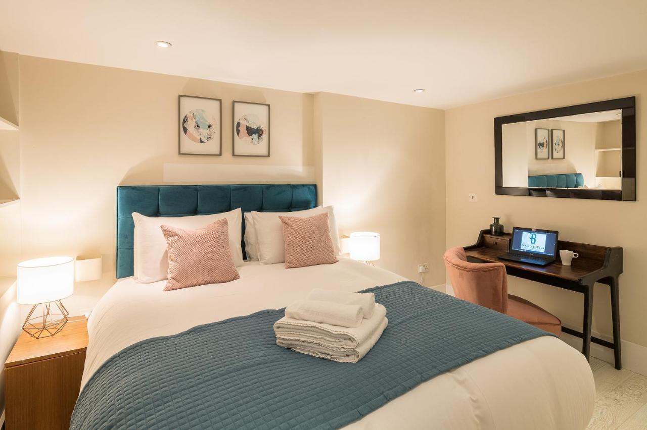 Fitzrovia - Charlotte Street By Viridian Apartments London Bagian luar foto
