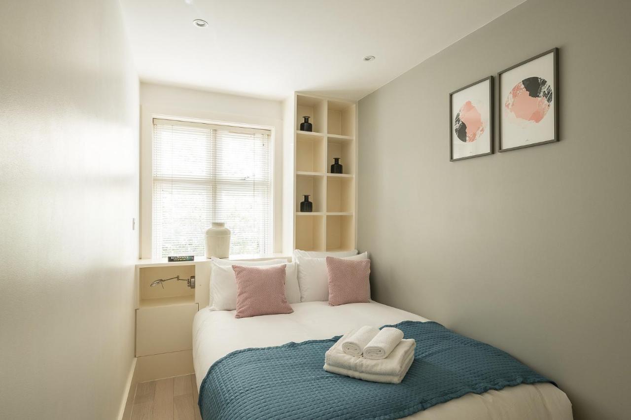 Fitzrovia - Charlotte Street By Viridian Apartments London Bagian luar foto